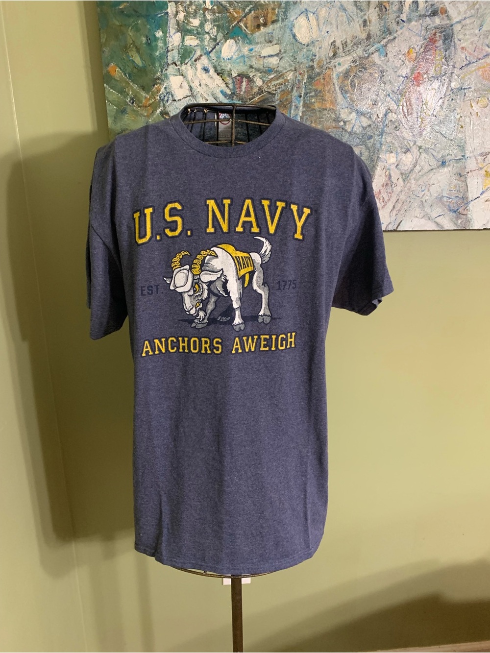 US Navy T-shirt in size L.